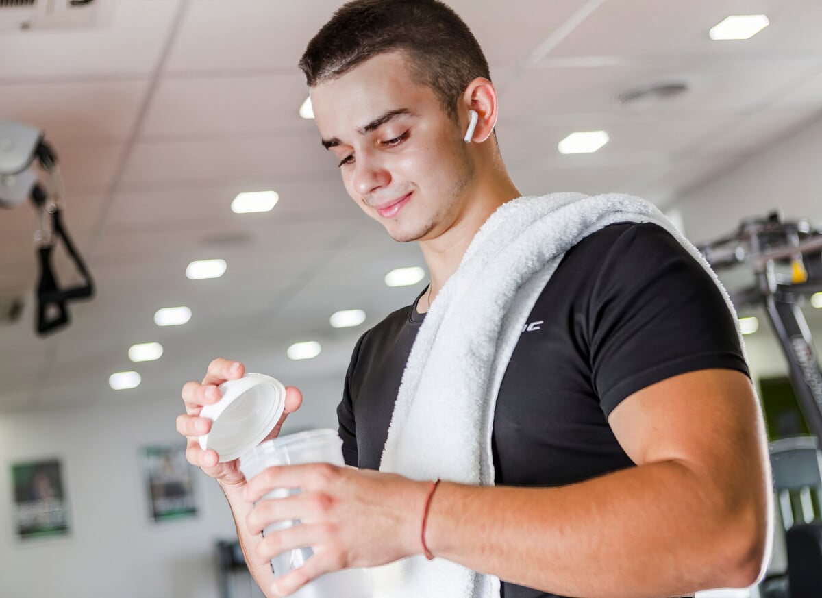 BCAAs: Benefits, Dosage, and Food Sources